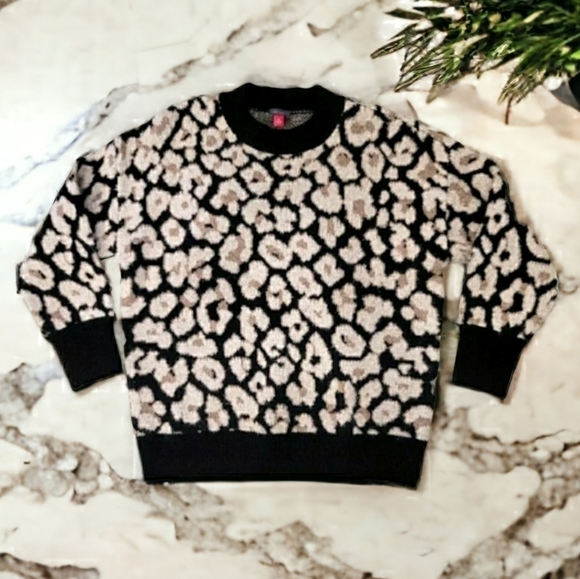 Vince Caputo Crewneck Black And Cream Printed Long-Sleeve Sweater - Size Medium - Picture 3 of 7